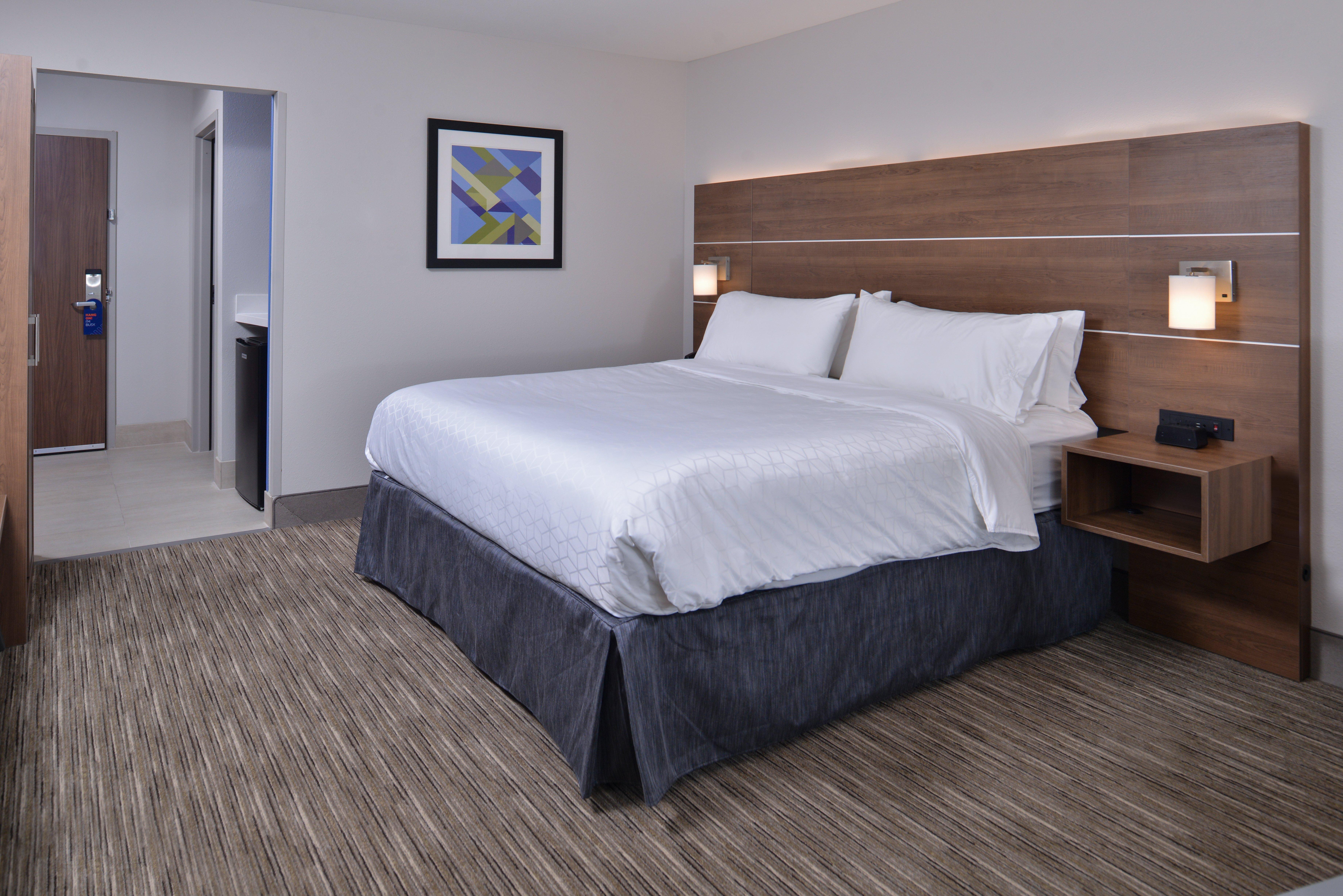 Holiday Inn Express & Suites - Marshalltown By Ihg Exteriör bild
