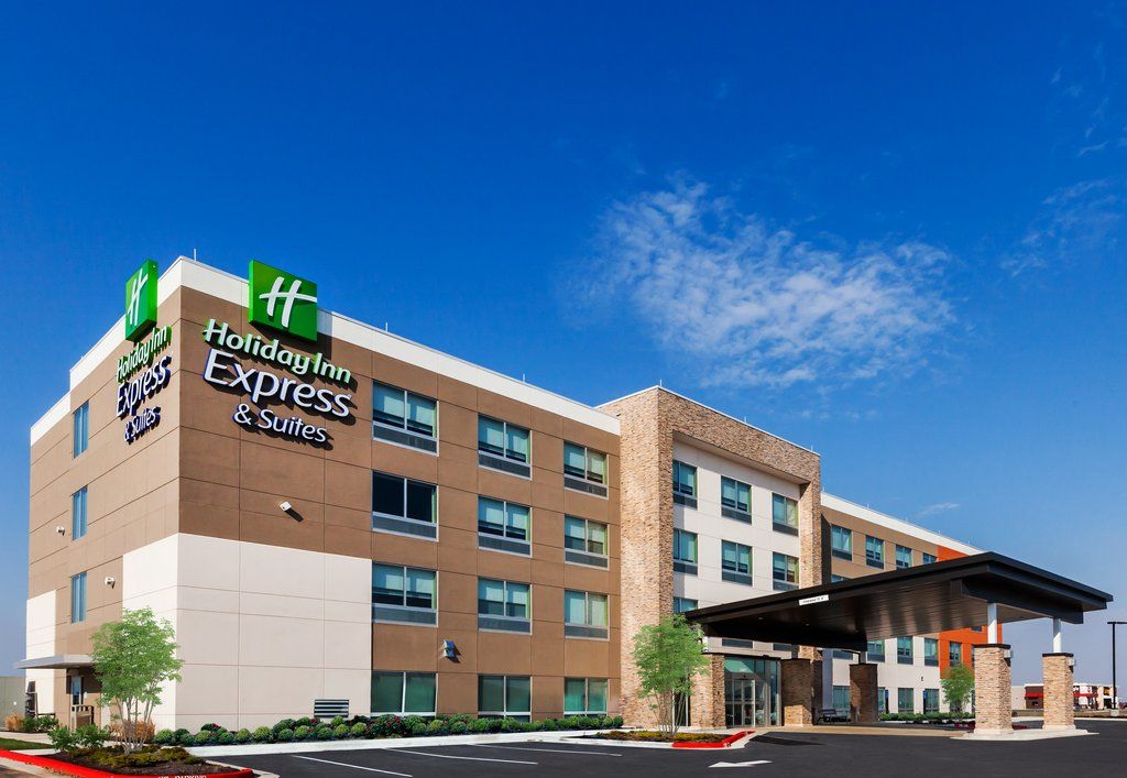 Holiday Inn Express & Suites - Marshalltown By Ihg Exteriör bild